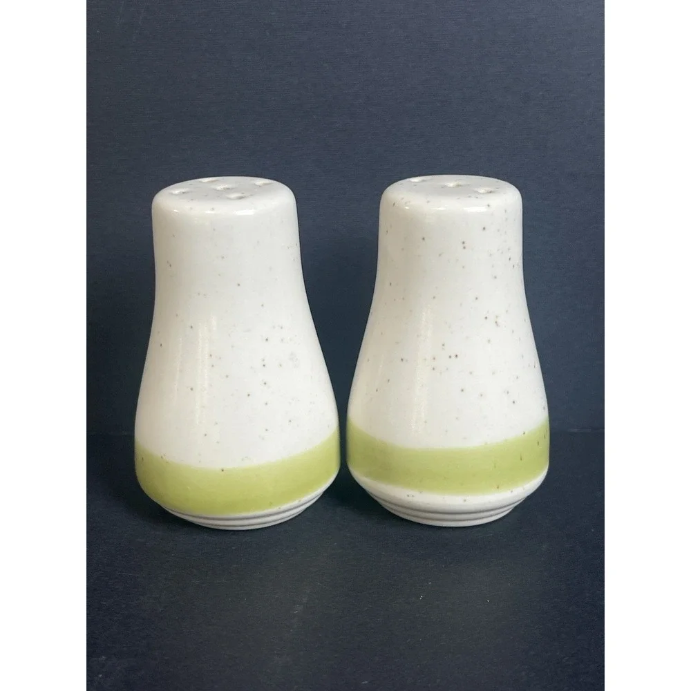 VTG Japan Speckled Stoneware Salt Pepper Shakers Green Band MCM Farmhouse 3